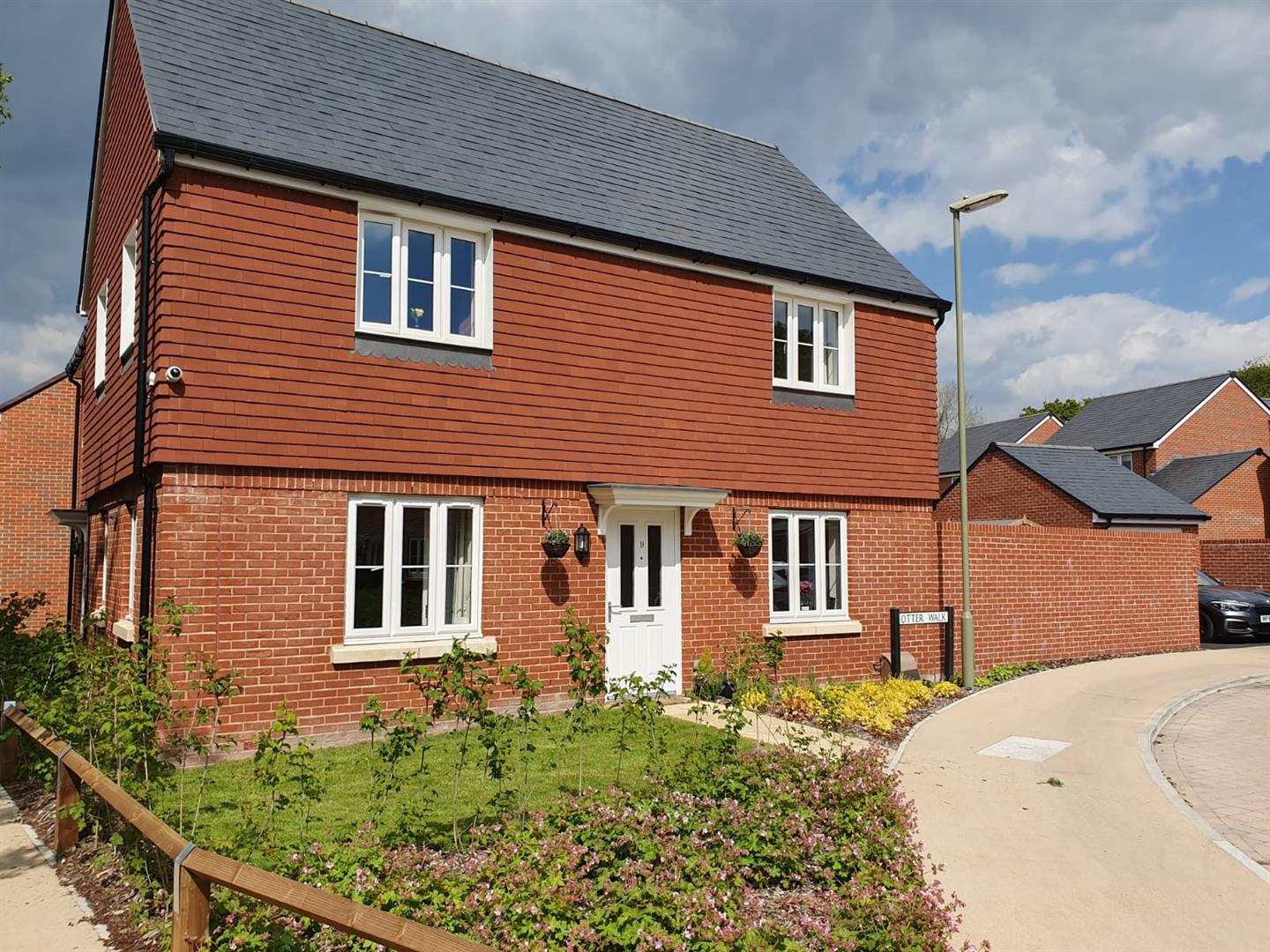 9 Otter Walk, Petersfield, Hampshire Hampshire homes for sale